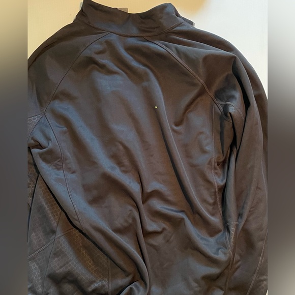 Elevate zip up - Picture 3 of 4